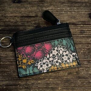 🆓 FREE WITH PURCHASE!
Floral Key & Card Holder -